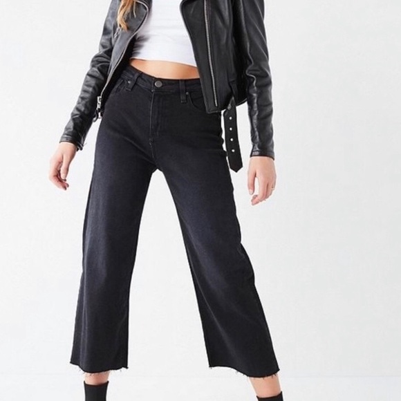 high waisted black wide leg jeans